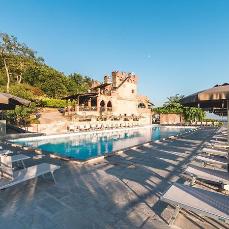 Ippotur Medieval Resort Castelnuovo Magra Exterior photo
