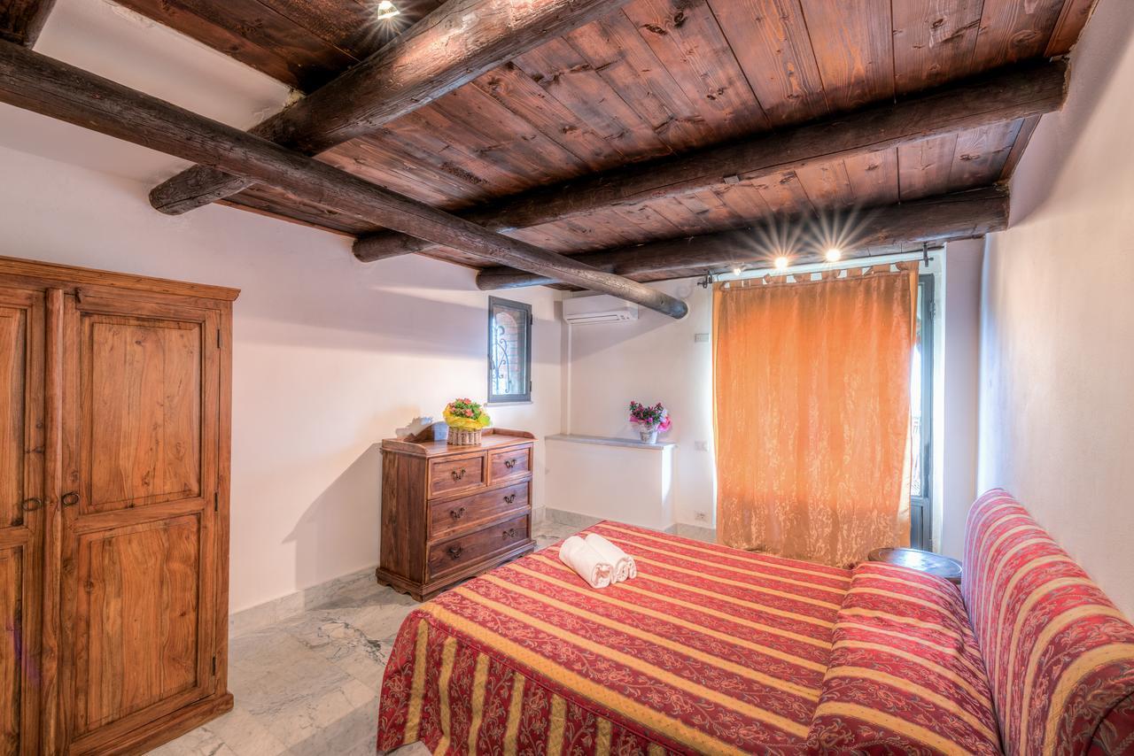 Ippotur Medieval Resort Castelnuovo Magra Exterior photo