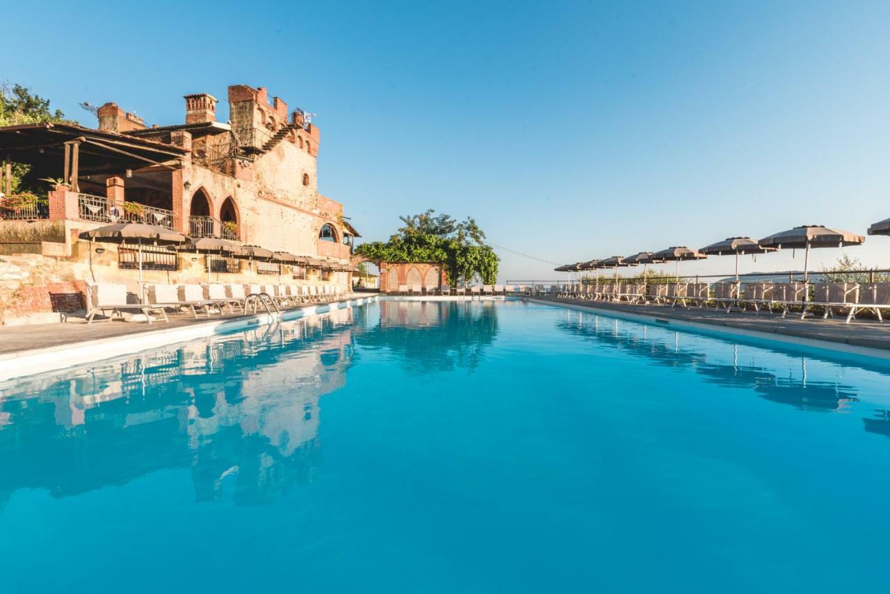 Ippotur Medieval Resort Castelnuovo Magra Exterior photo